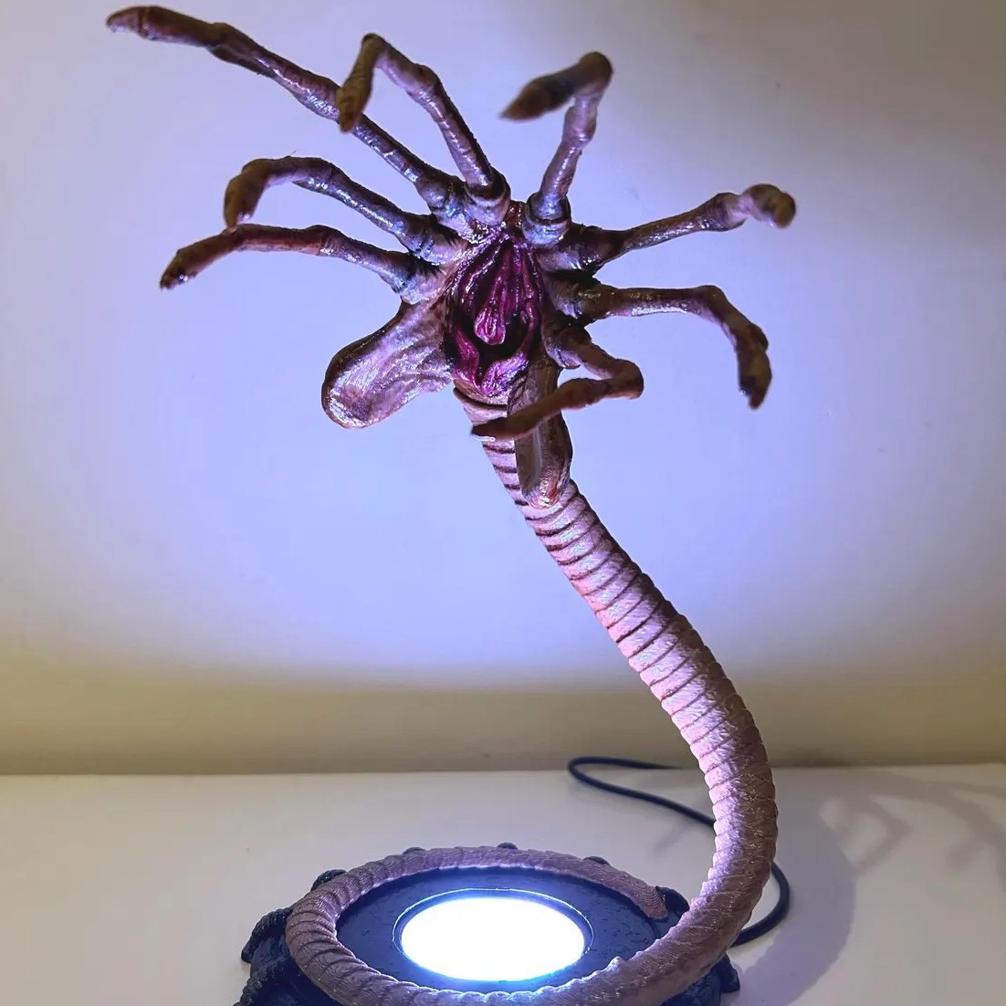 Home Decor Light - Uzaylı Facehugger Lambası Gece Lambası, LED